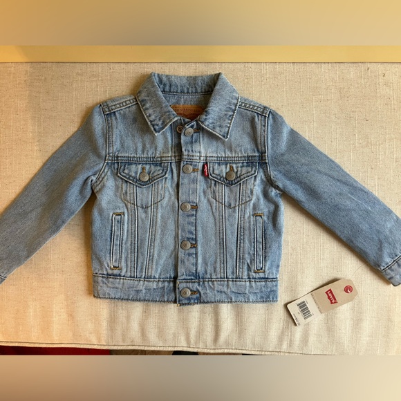 NWT Toddler Levi Jacket. My kid outgrew before getting to wear - Picture 1 of 2